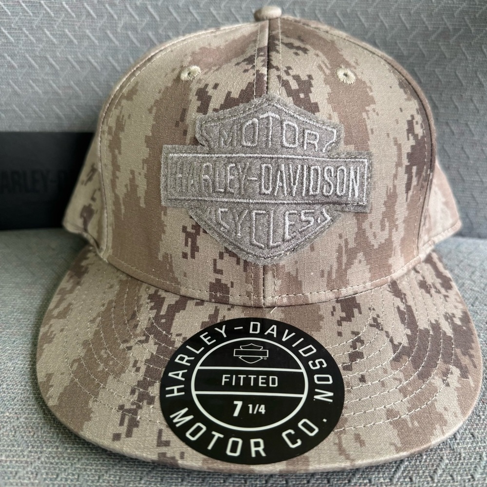 Harley-Davidson Tan Desert Camo Fitted Cap Hat 7 1/4 NWT